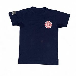 Men’s navy blue firefighter graphic tee with USA flag - size S